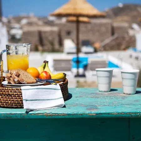 Amperian Mykonos & Hotel 2*