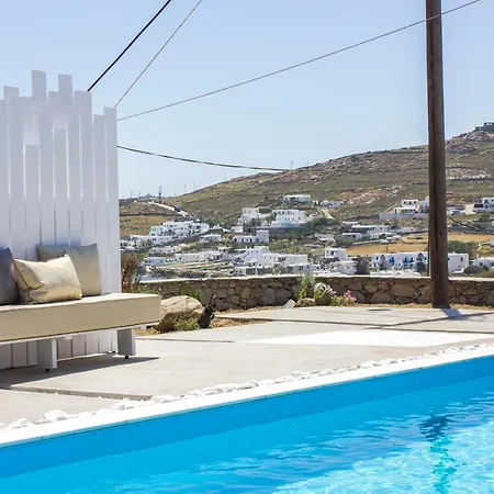 Amperian Mykonos & Hotel 2*